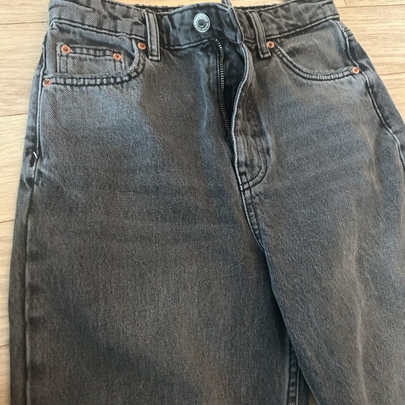 ZARA ZW the 90’s mom fit jeans - Picture 2 of 3